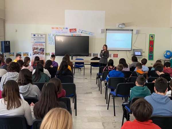 L&#039;associazione Libera e l&#039;avvocata Simona Aduasio, ospiti della scuola “G.S.Poli” 